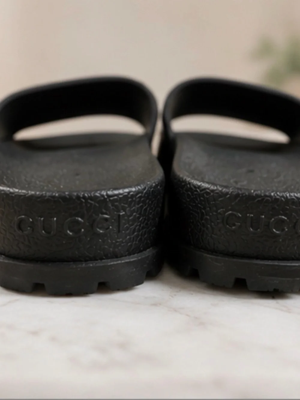Gucci Black Slides with Signature Green and Red Stripes—MEN’S WEAR